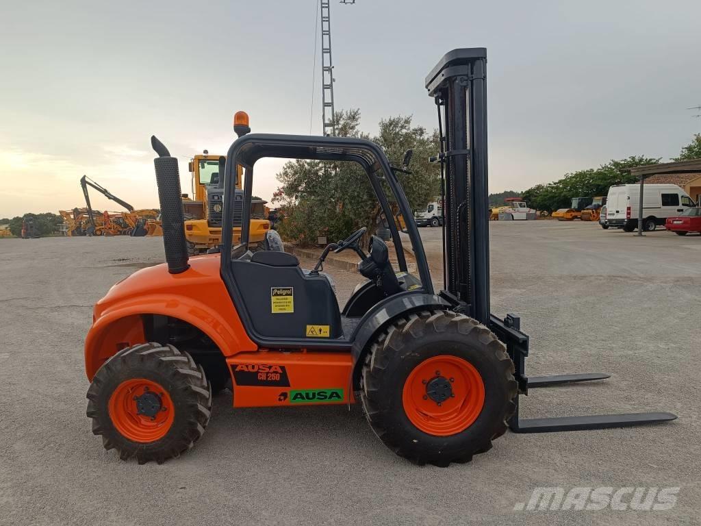 Ausa CH 250 X4 Geländestapler