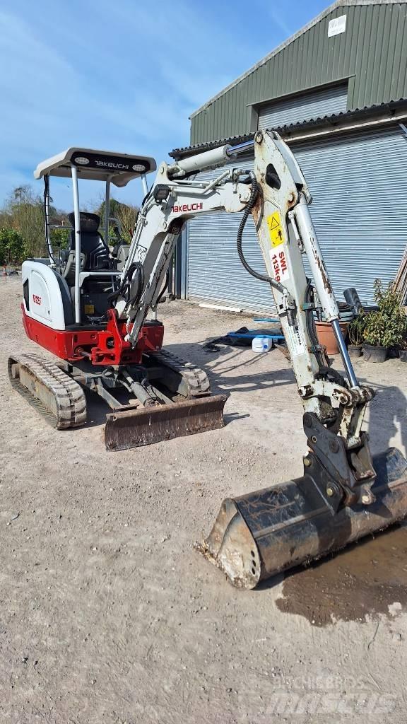 Takeuchi TB 225 Minibagger < 7t