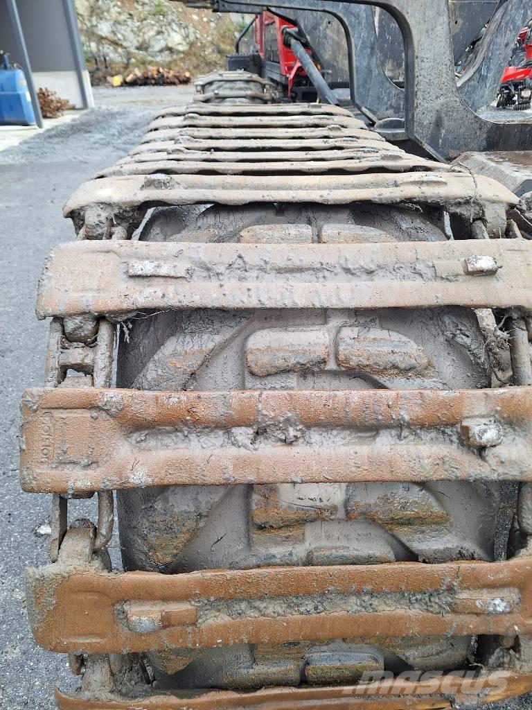 Komatsu 875 Forwarder