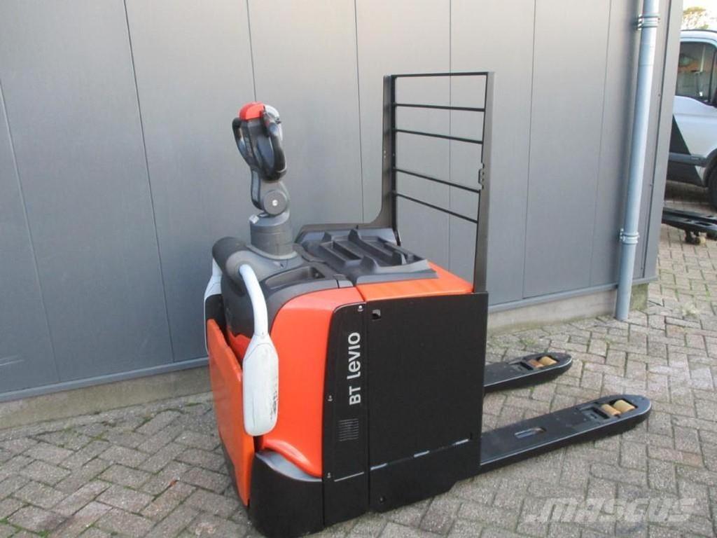 Toyota LPE250 Gabelstapler mit Fahrerstand