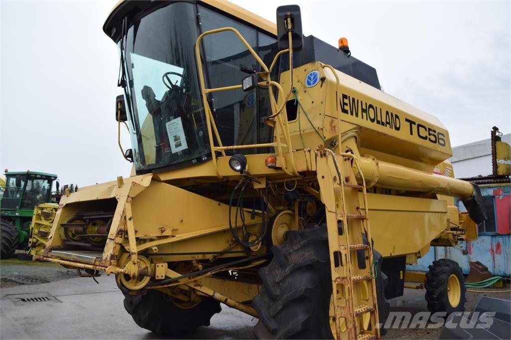 New Holland TC 56 Mähdrescher