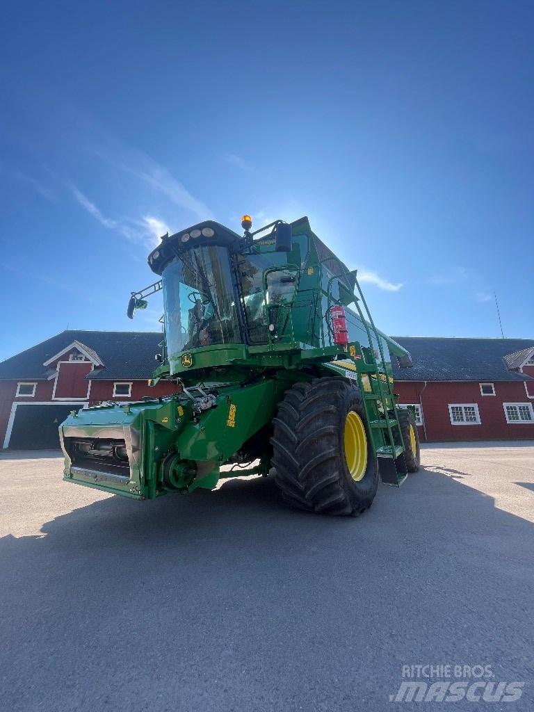 John Deere T670 Mähdrescher