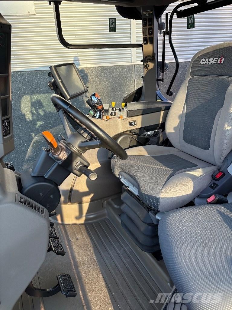 Case IH Puma 240 CVX Traktoren