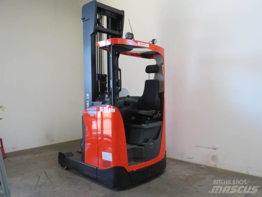 BT RRE160HE Schubmaststapler