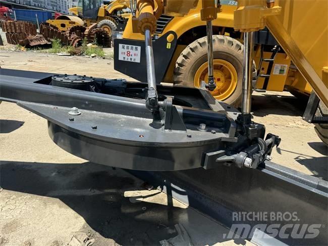 XCMG GR 180 Grader