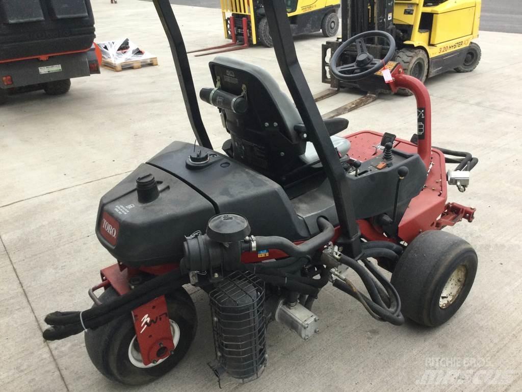 Toro 3250D Reitermäher