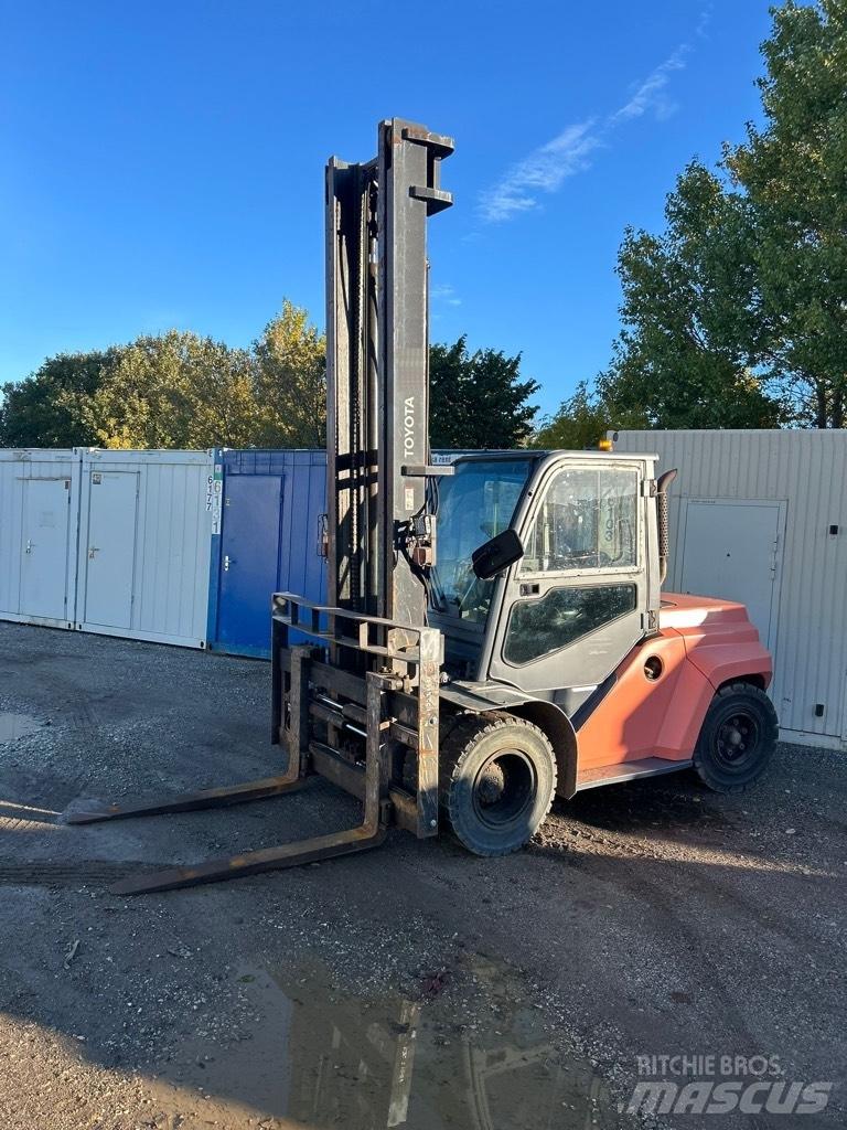Toyota 40-8 FD 70 N Diesel Stapler