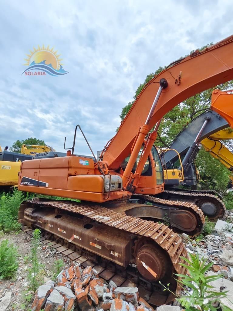Doosan DX 300 LC-5 Raupenbagger