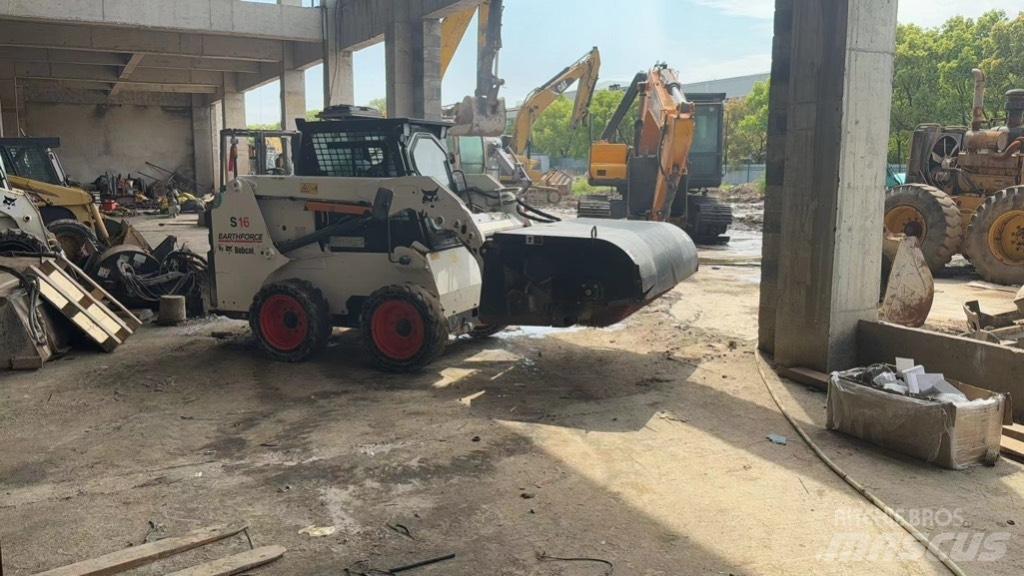 Bobcat S 16 Kompaktlader