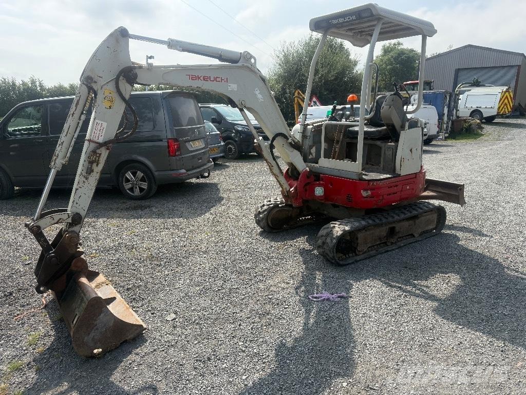 Takeuchi TB 23 R Minibagger < 7t