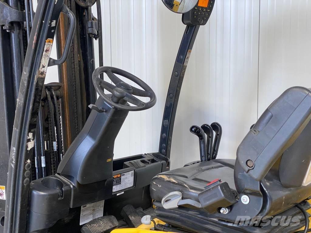 Yale ERP30VL Elektro Stapler