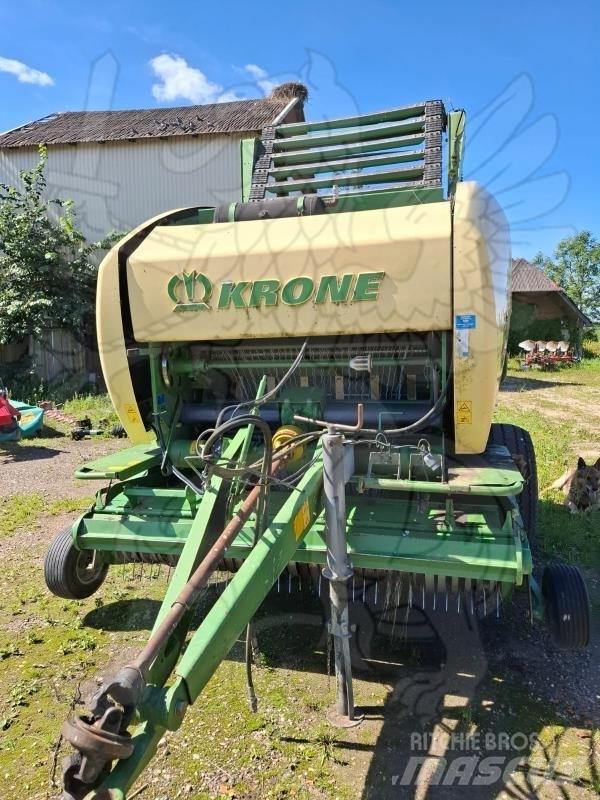 Krone Comprima F 155 Rundballenpressen