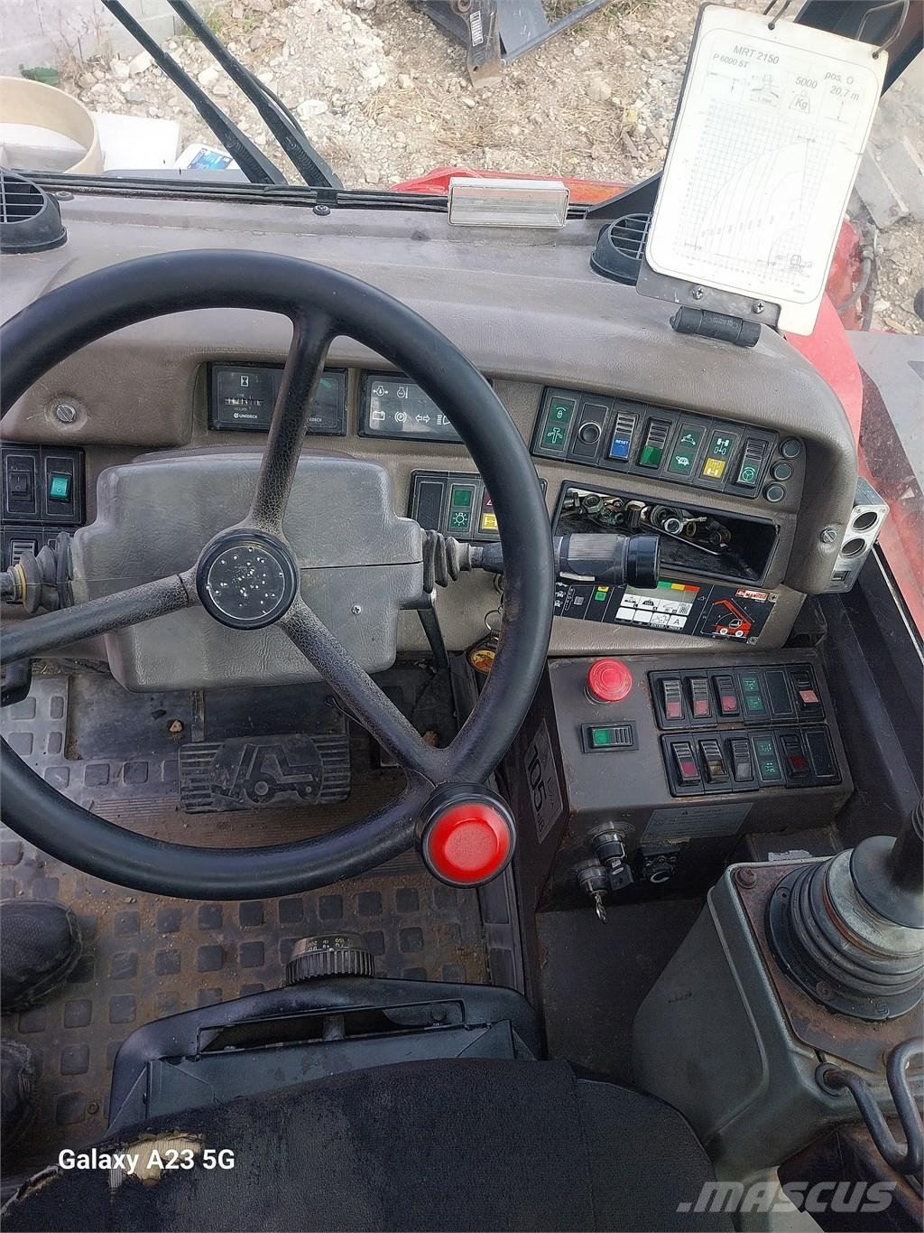 Manitou MRT 2150 M Teleskoplader