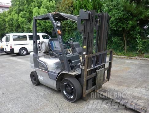 Nissan PL02A20D Gas Stapler