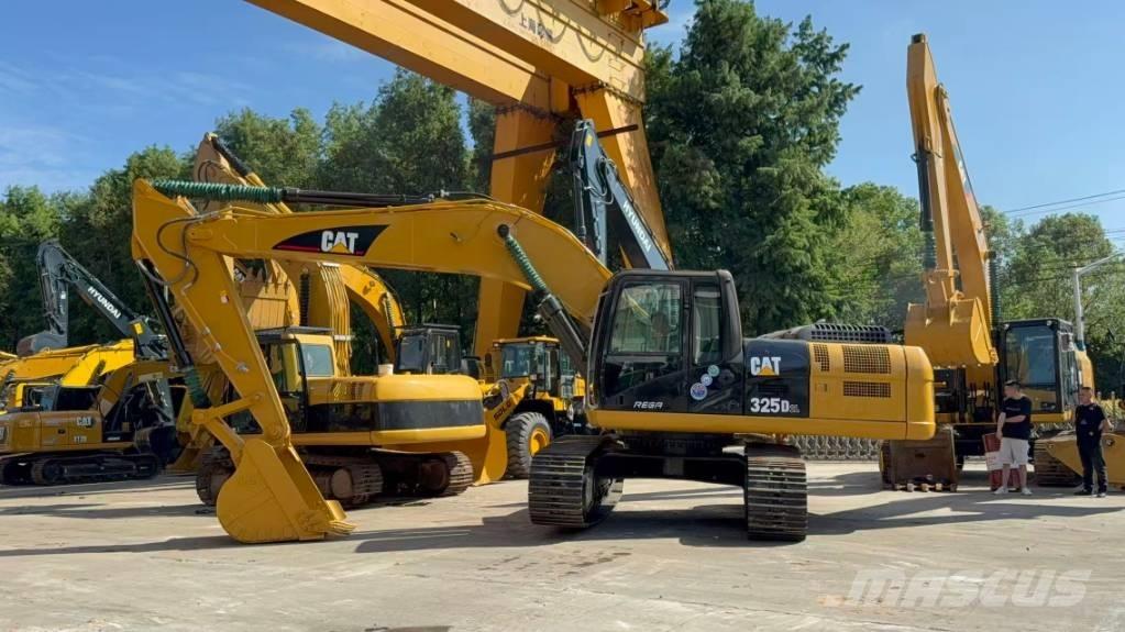 CAT 325 D L Raupenbagger