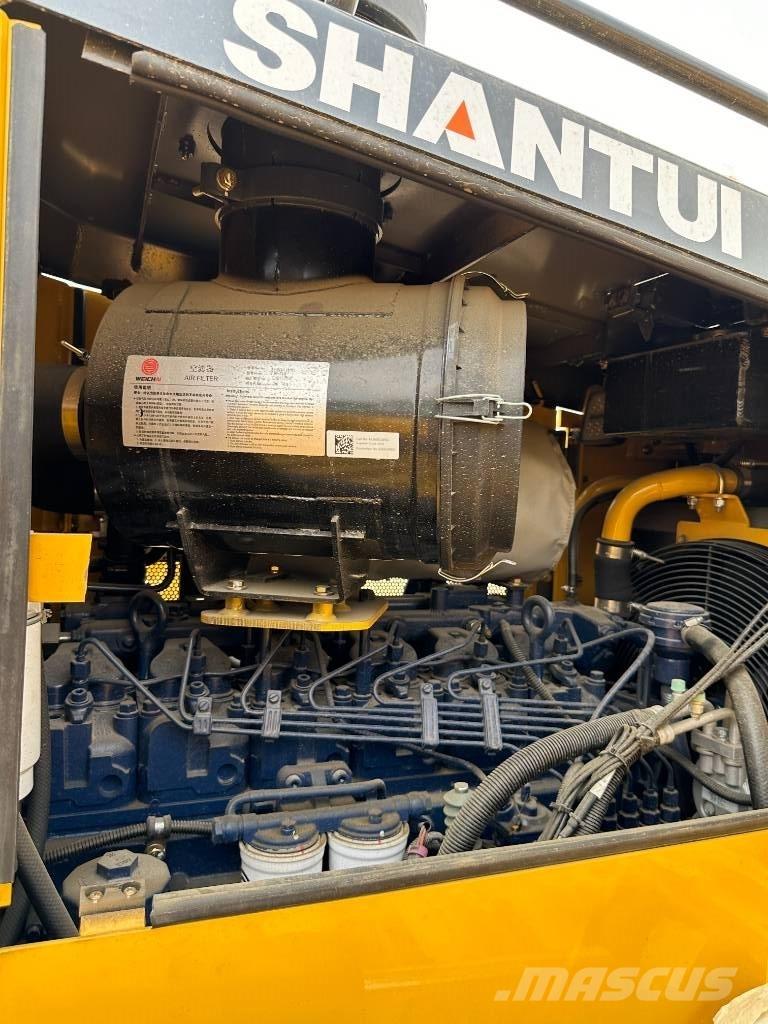 Shantui DH 13 Bulldozer