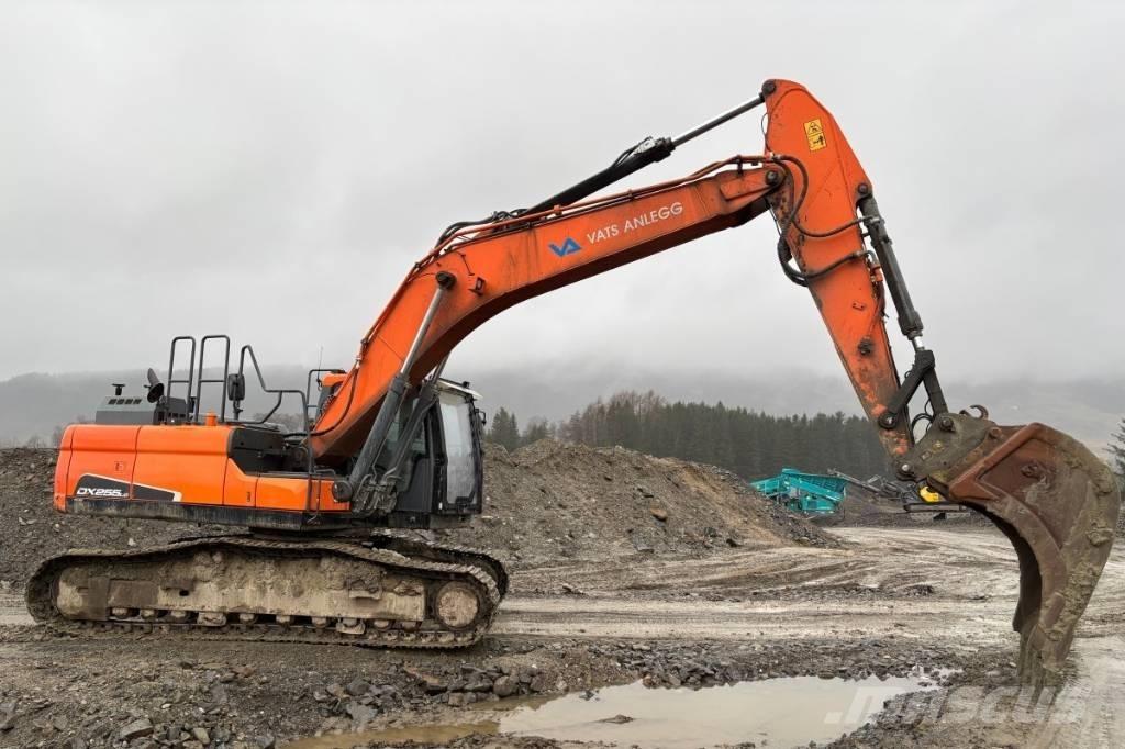 Doosan DX 255 LC-5 Raupenbagger