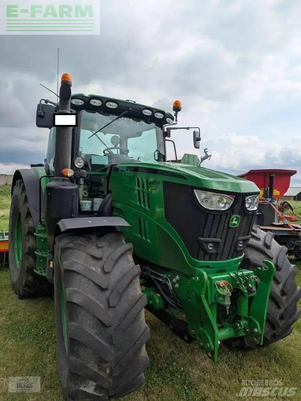 John Deere 6215 r Traktoren