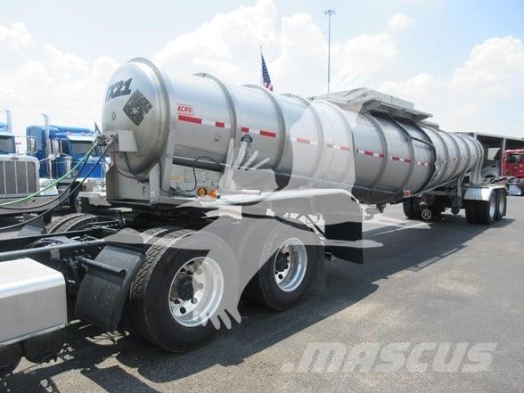 ACRO DOT 407 Tankauflieger