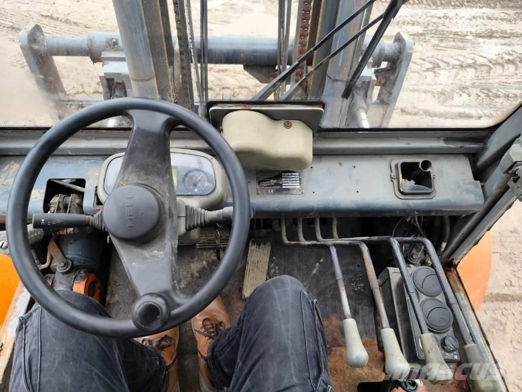 Heli CPCD 70 Diesel Stapler