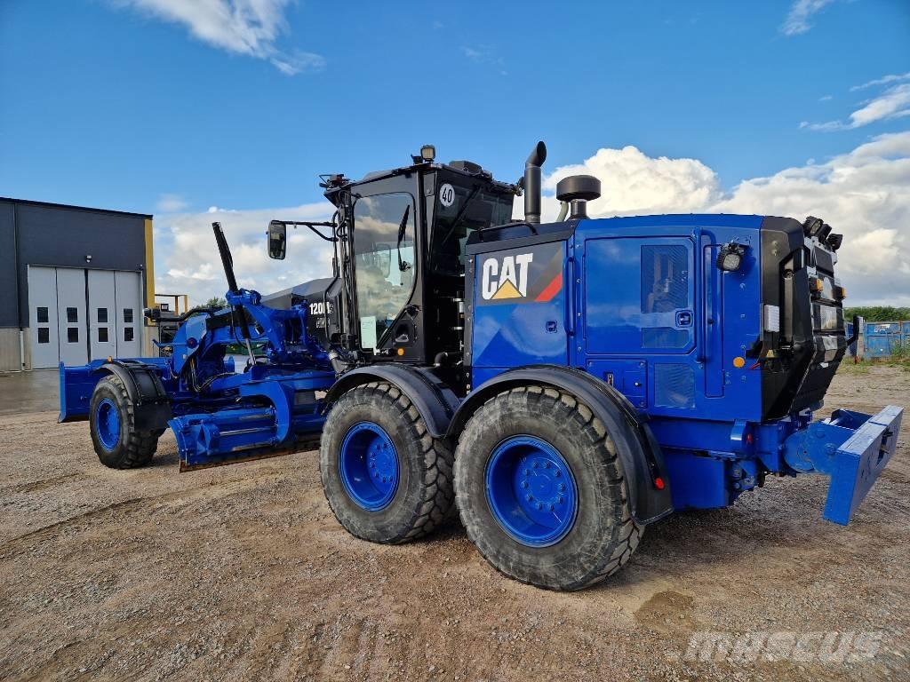 CAT 120 AWD Grader