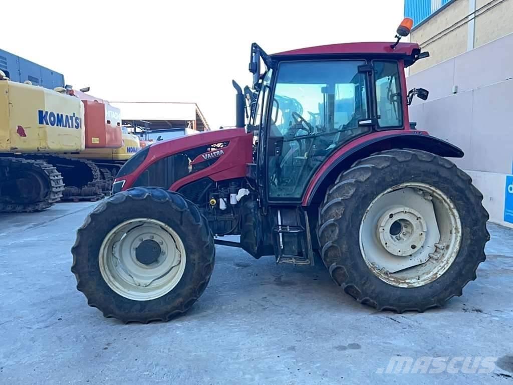 Valtra A134 Traktoren