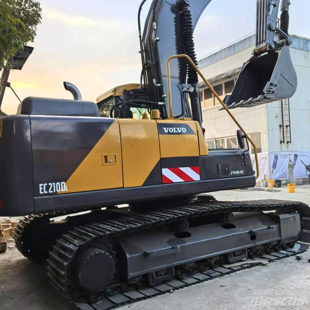 Volvo EC 210 B LC Raupenbagger