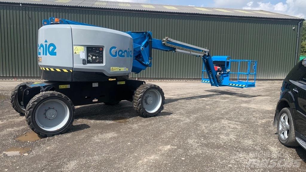 Genie Z62/40 JRT Gelenkteleskoparbeitsbühnen