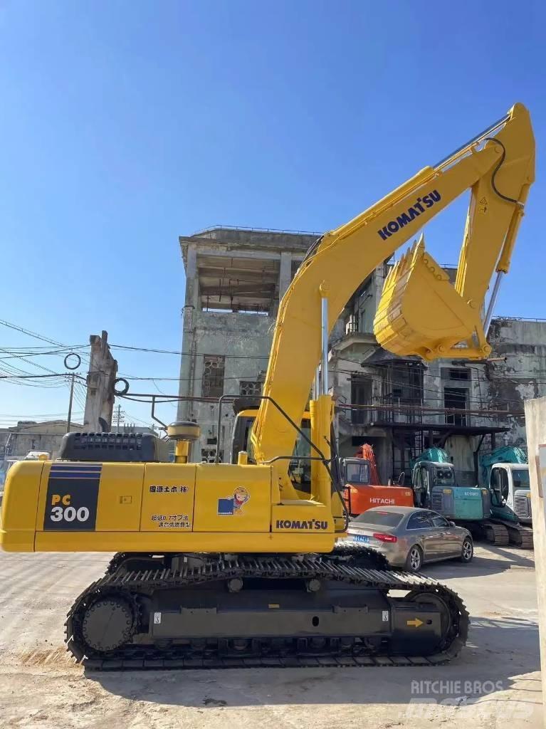 Komatsu PC 300 LC-7 Raupenbagger