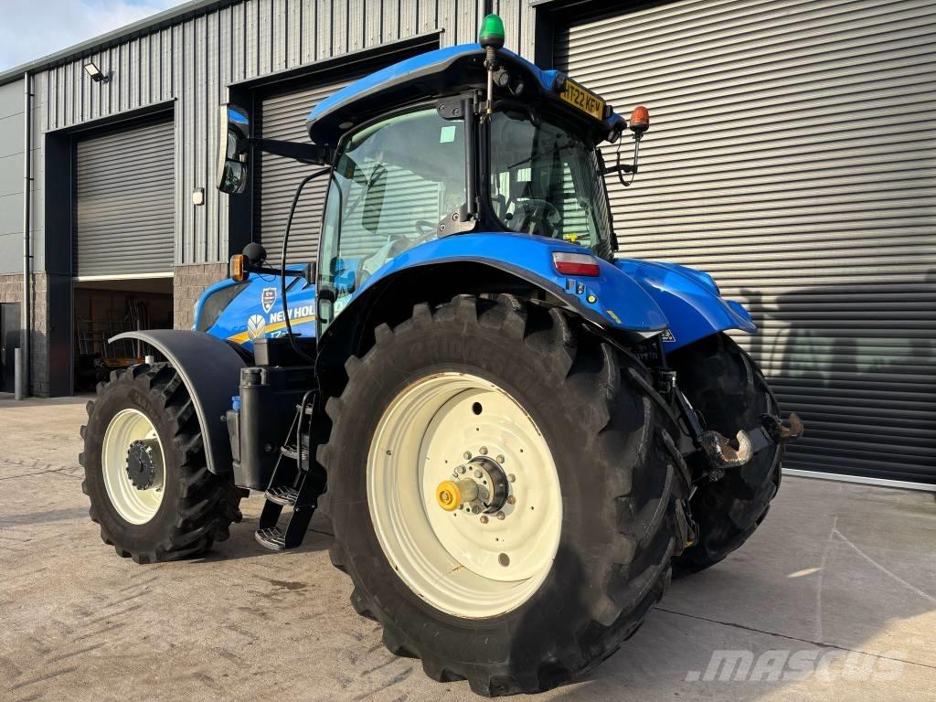 New Holland T 7.245 Traktoren