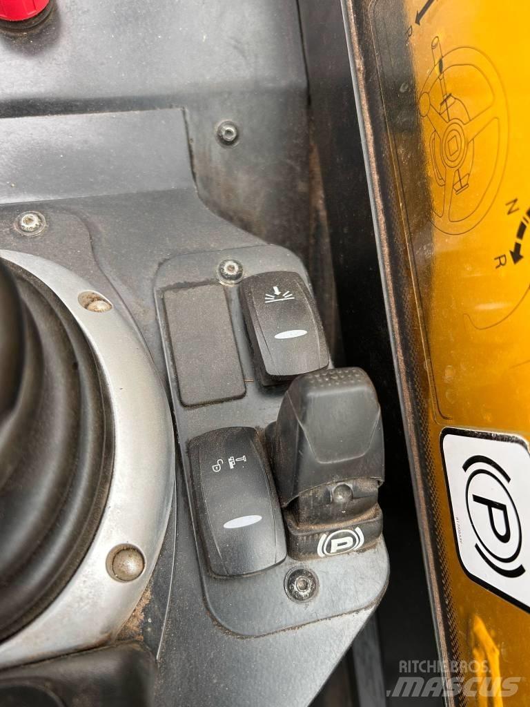JCB 525-60 AGRI Teleskoplader für Landwirtschaft