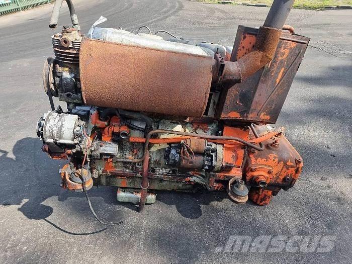  Engines F4L912 Transport Sonstige