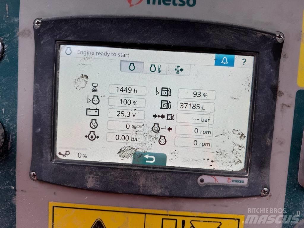 Metso LT300HP Mobile Brecher