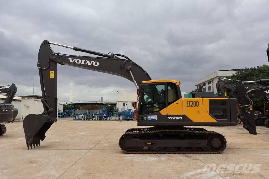Volvo EC 200 Raupenbagger