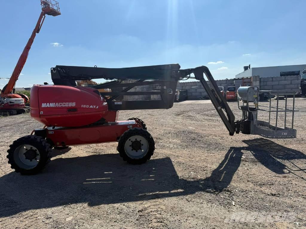 Manitou ATJ 160 Gelenkteleskoparbeitsbühnen