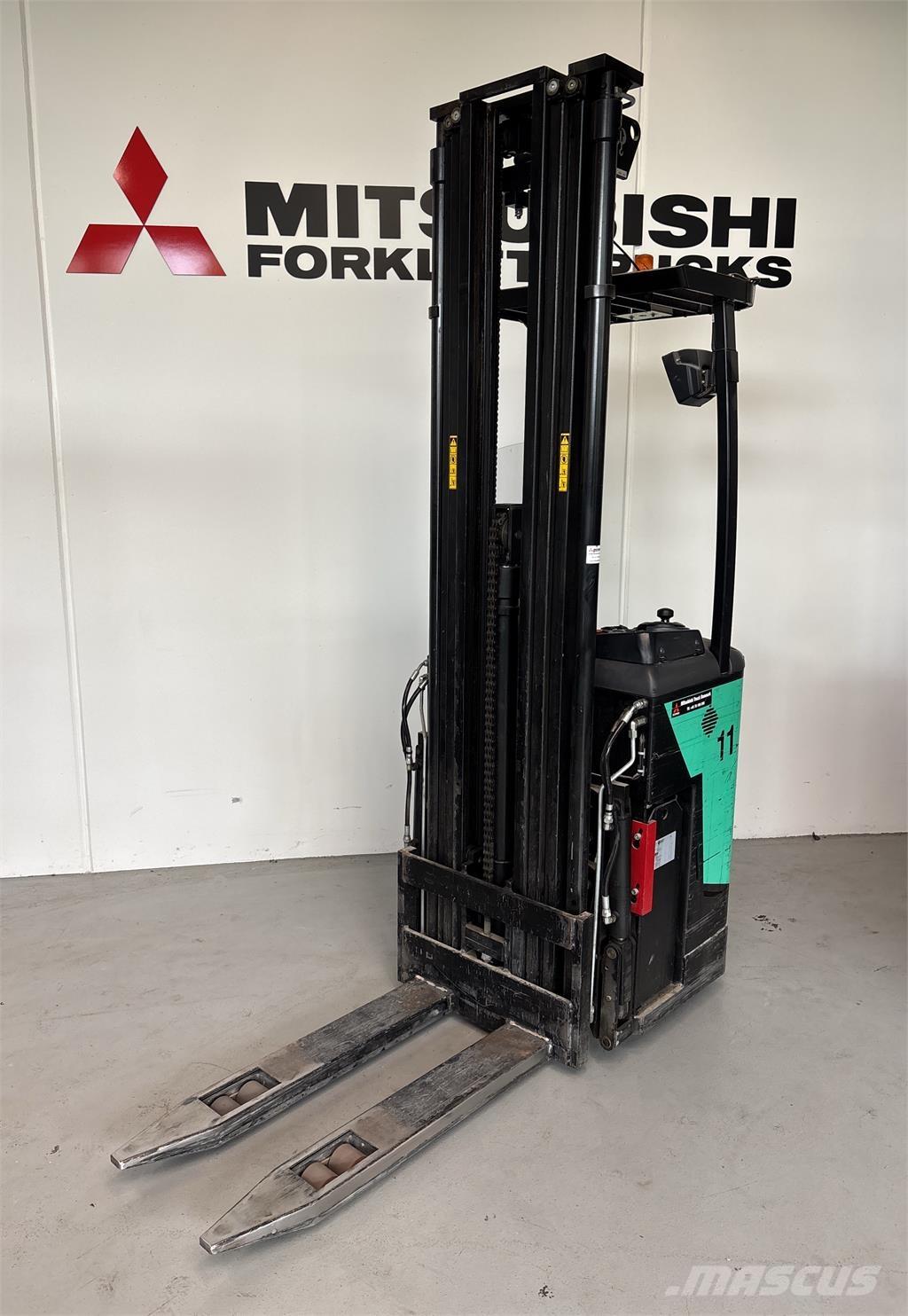 Mitsubishi SBR16N Selbstfahrstapler