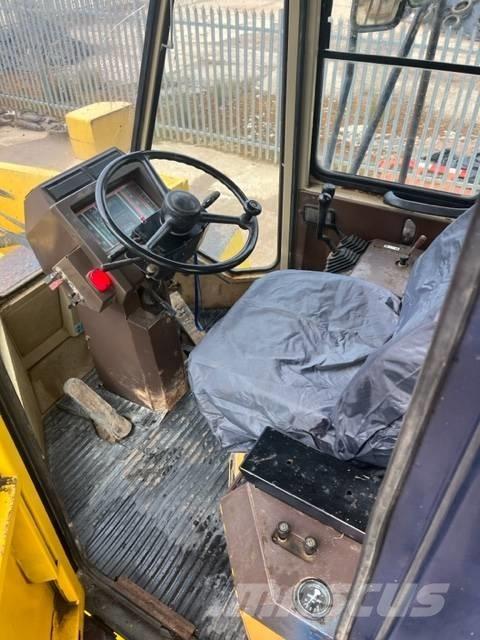Komatsu WA 600-1 Radlader