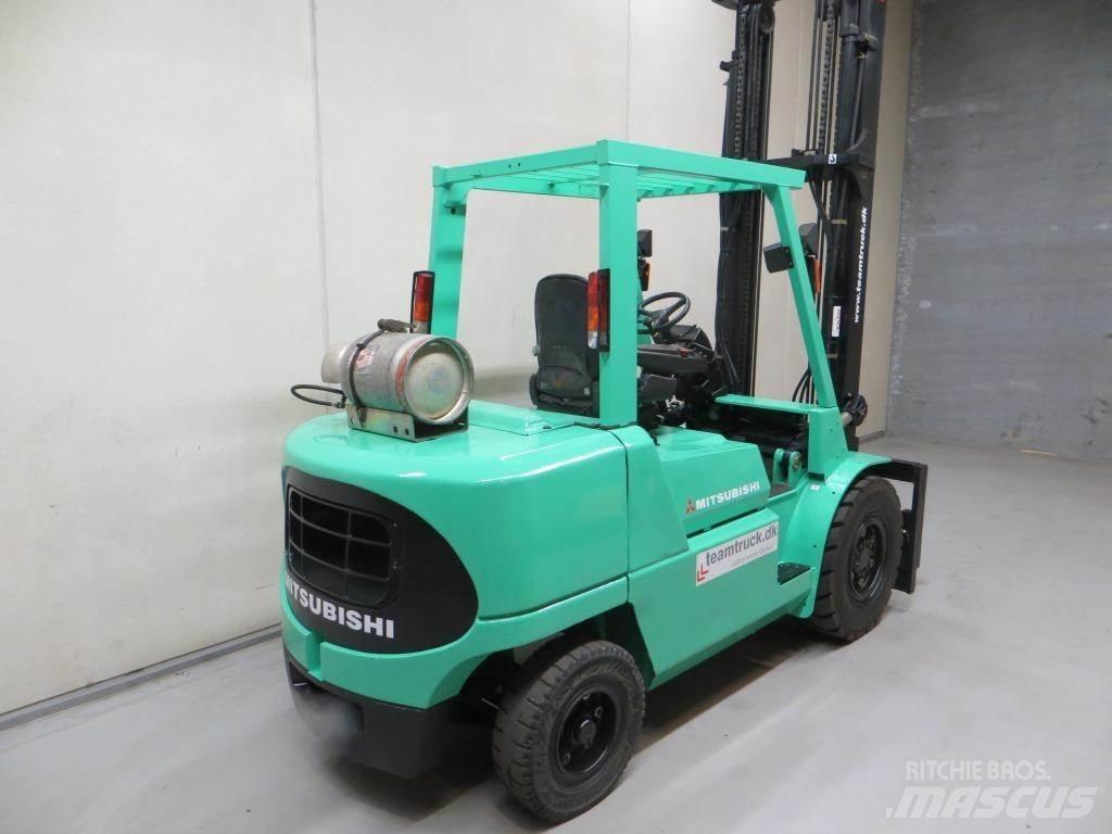 Mitsubishi FG45K2 Gas Stapler