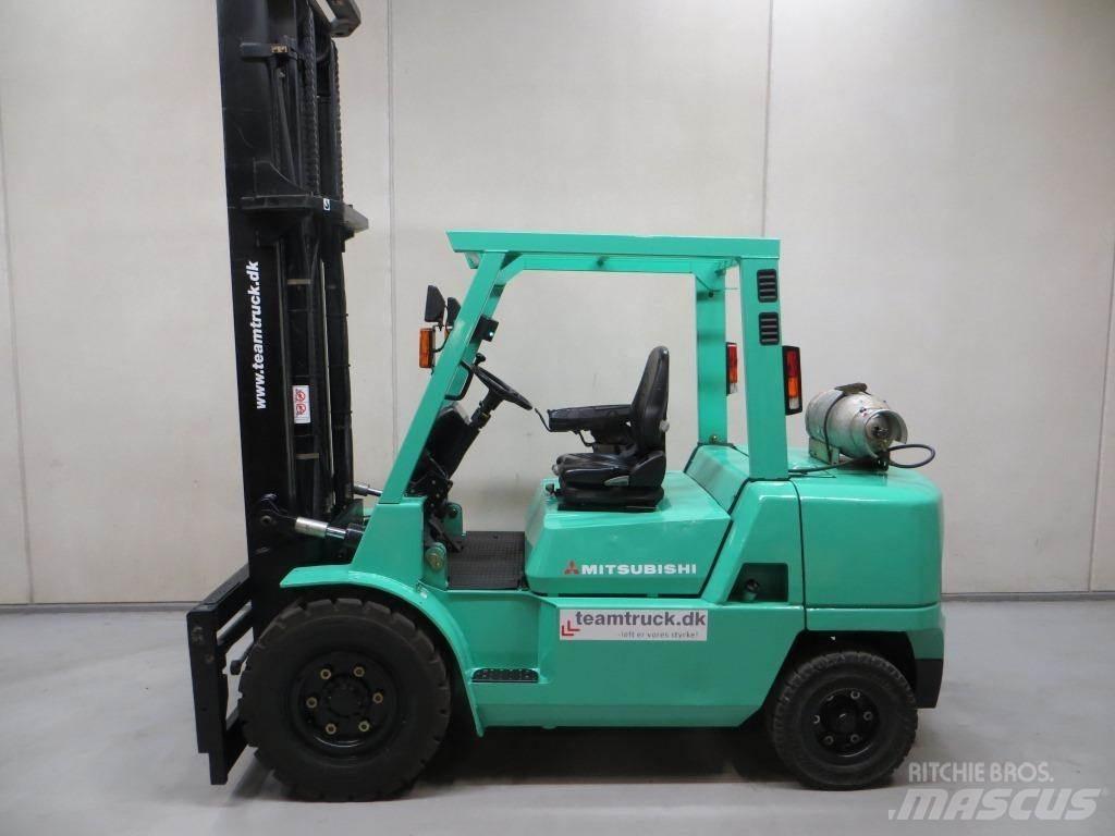 Mitsubishi FG45K2 Gas Stapler