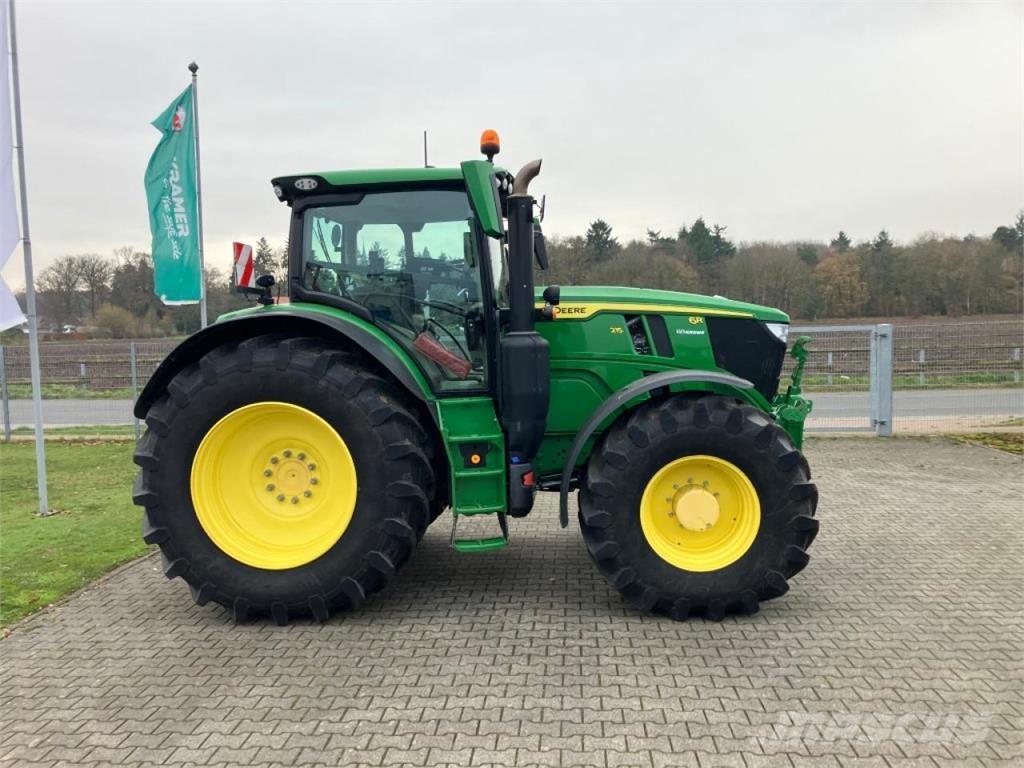 John Deere 6R 215 Traktoren