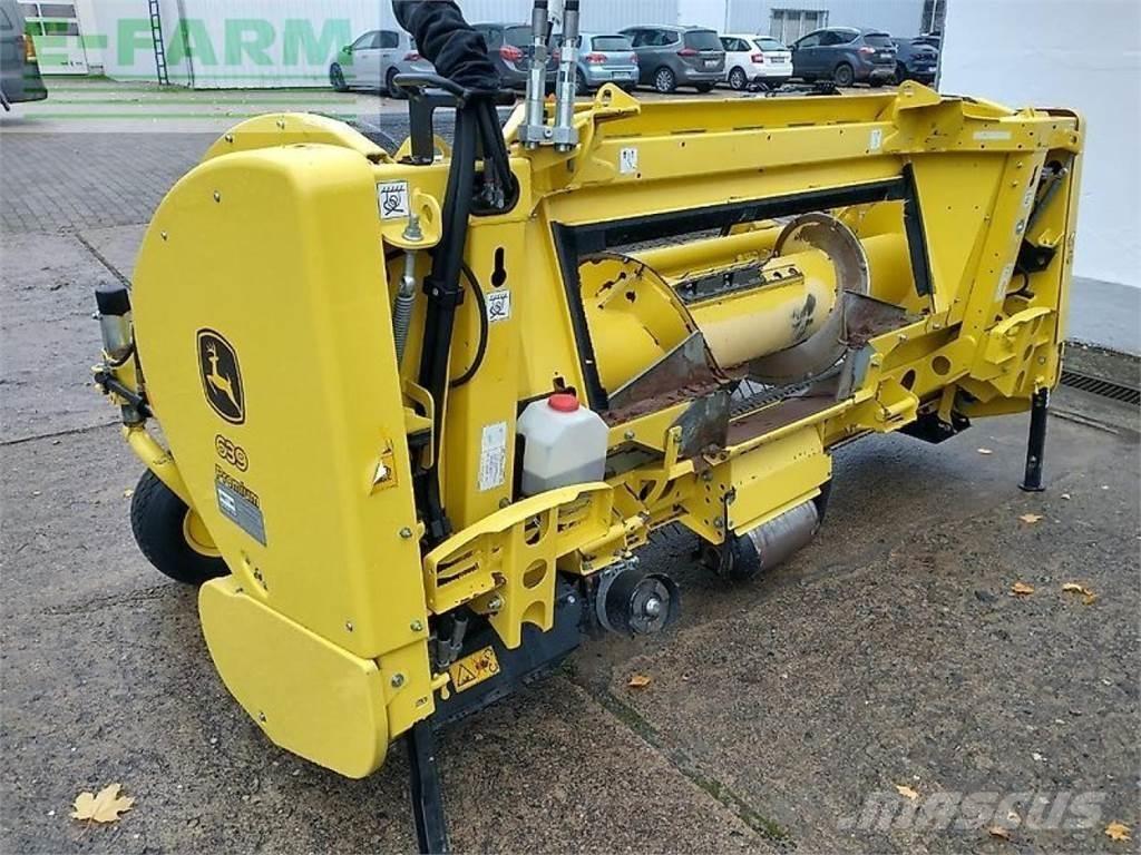 John Deere 8600 Selbstfahrende Häcksler
