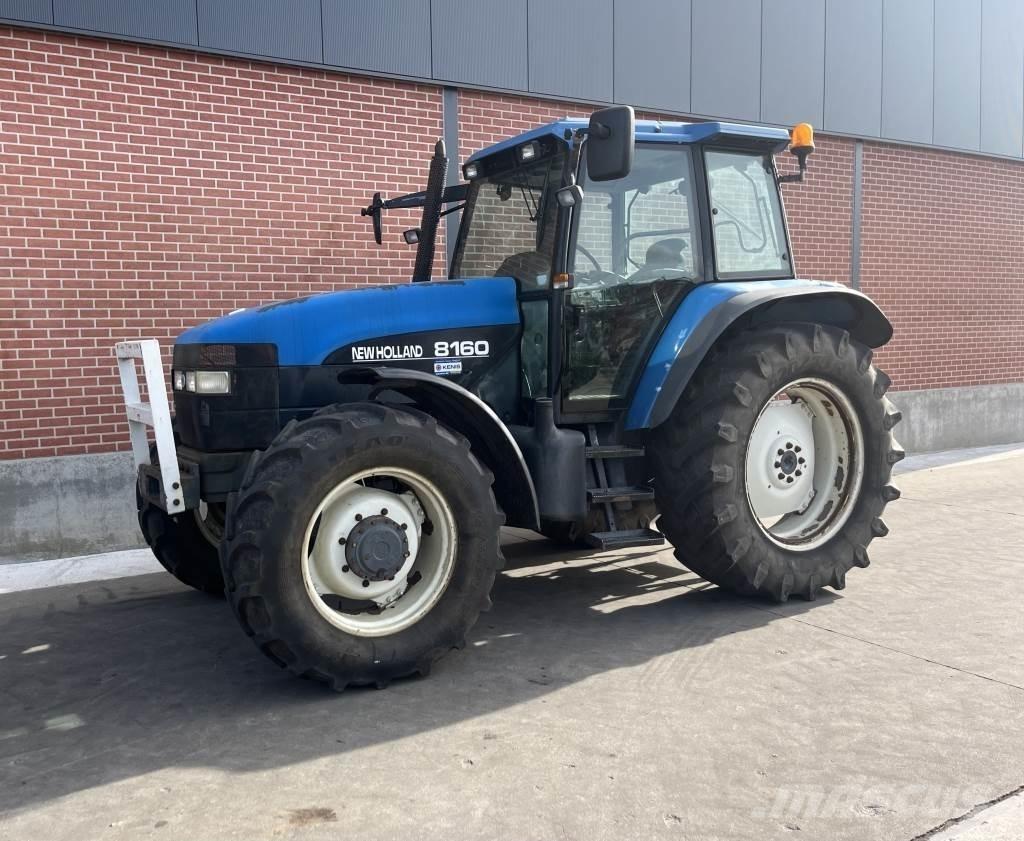 New Holland 8160 Traktoren