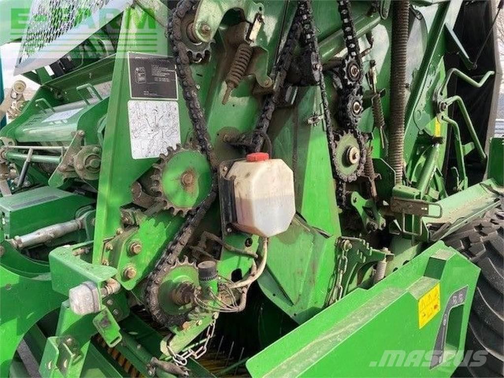 John Deere 960 Quaderpressen