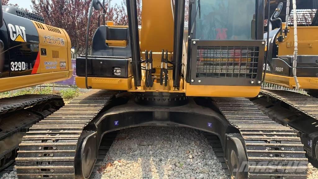 CAT 323 D L Raupenbagger