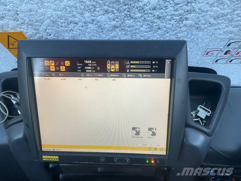 Ponsse WISENT 8W Forwarder