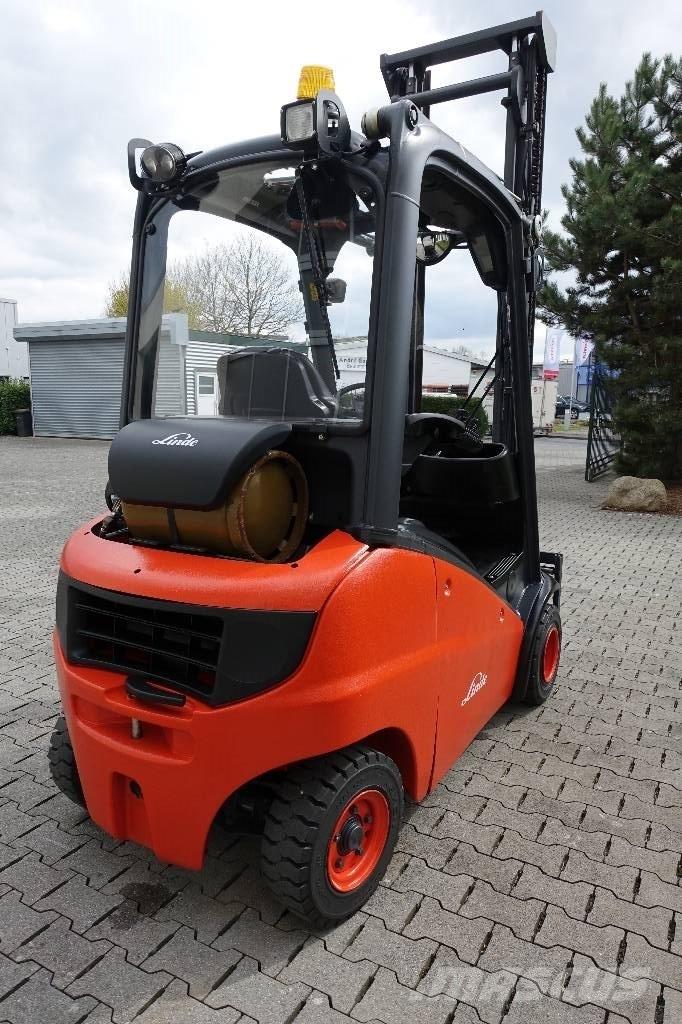 Linde H20T-01 Gas Stapler