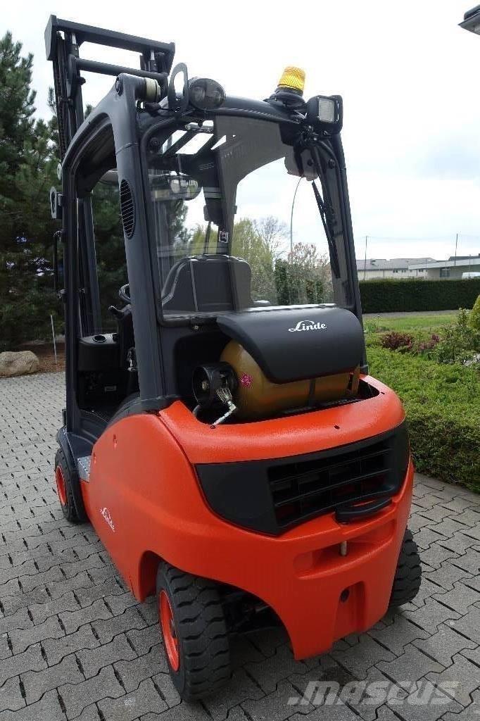Linde H20T-01 Gas Stapler