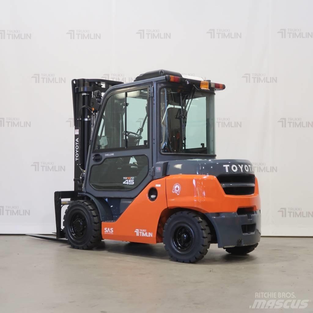 Toyota 40-8FD40N Diesel Stapler