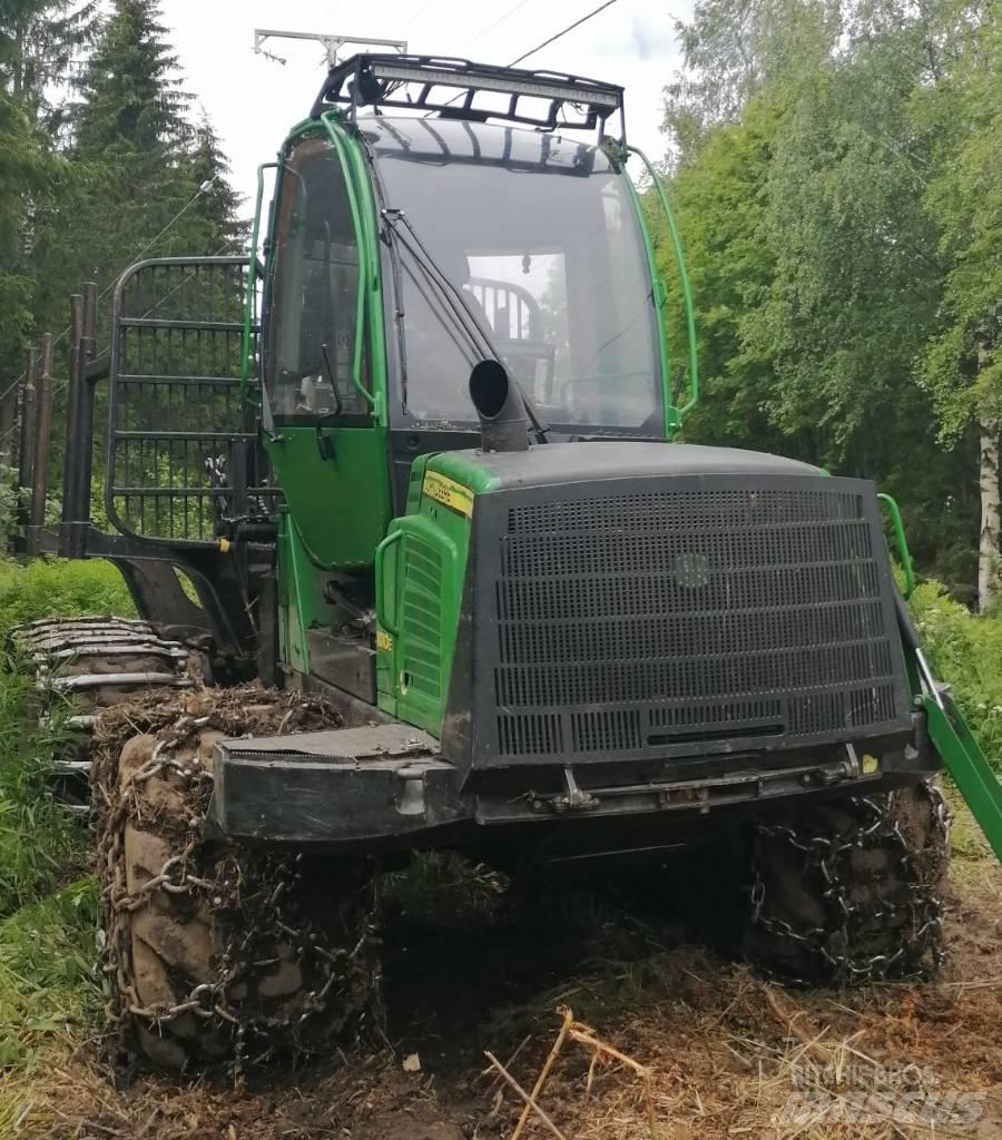 John Deere 1010 E Forwarder