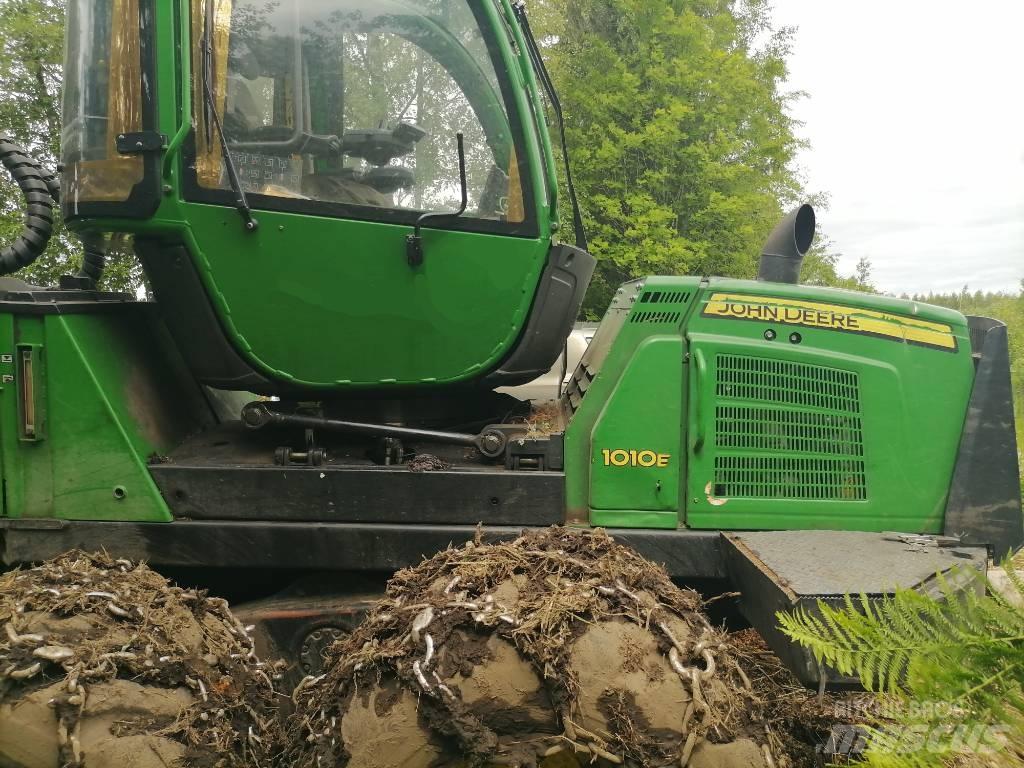 John Deere 1010 E Forwarder